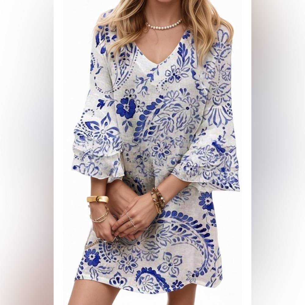 Amazon White and Blue Floral Blouse